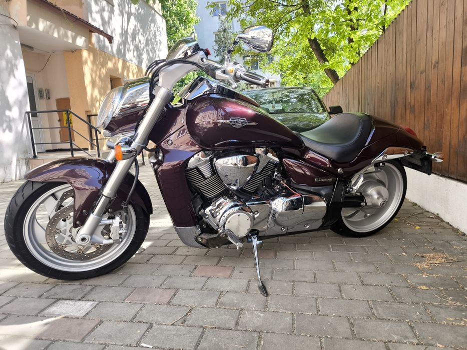 Suzuki intruder M109R
