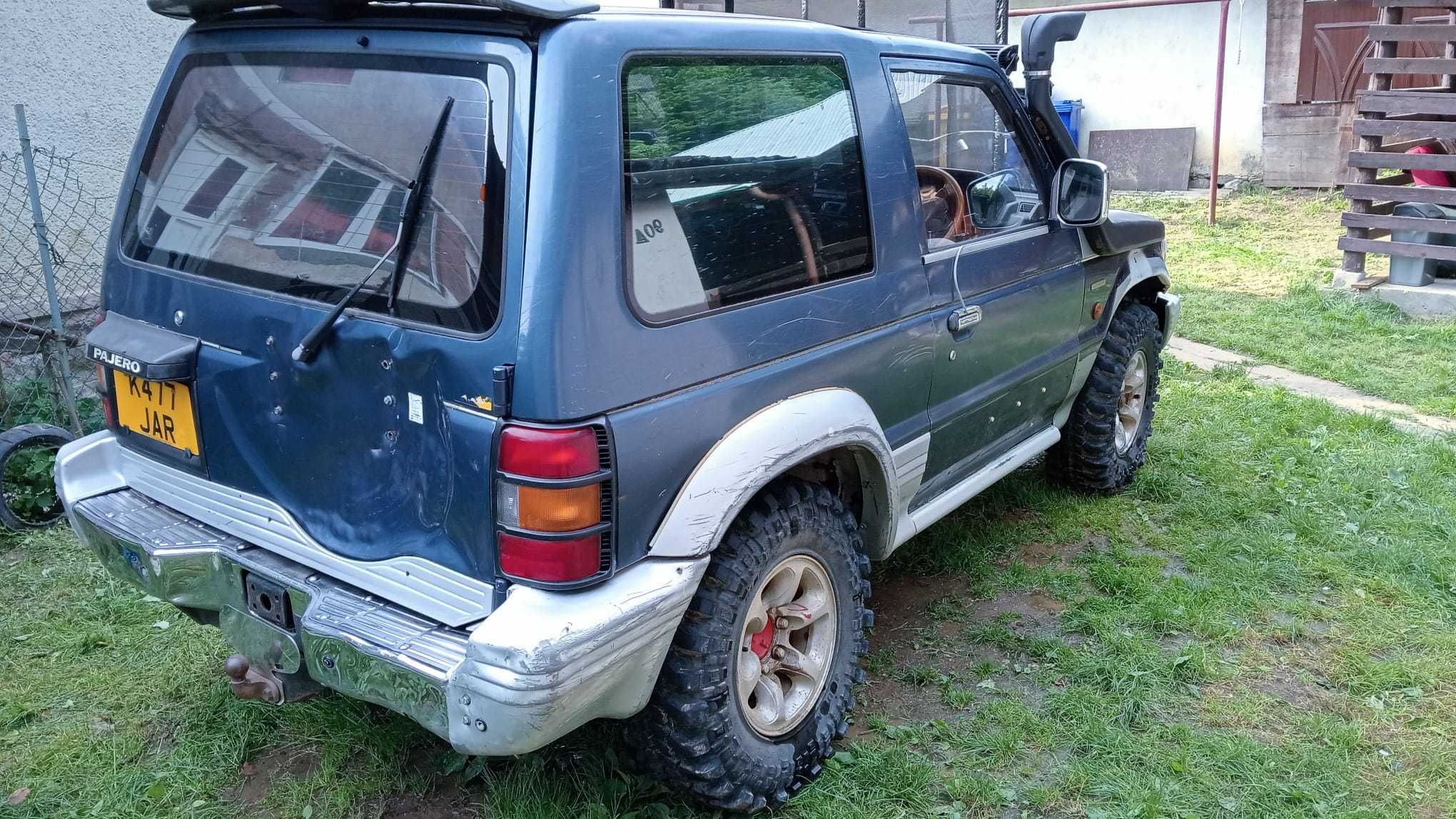 Mitsubishi Pajero 2.5