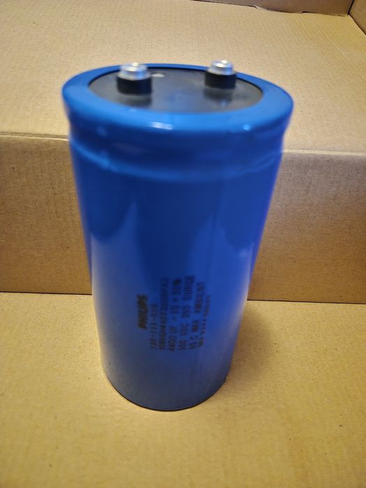 Нов кондензатор Phillips