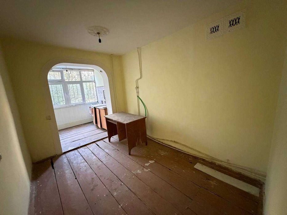 Продаётся 2х комн квартира на 1 этаже Ор-р Чевар