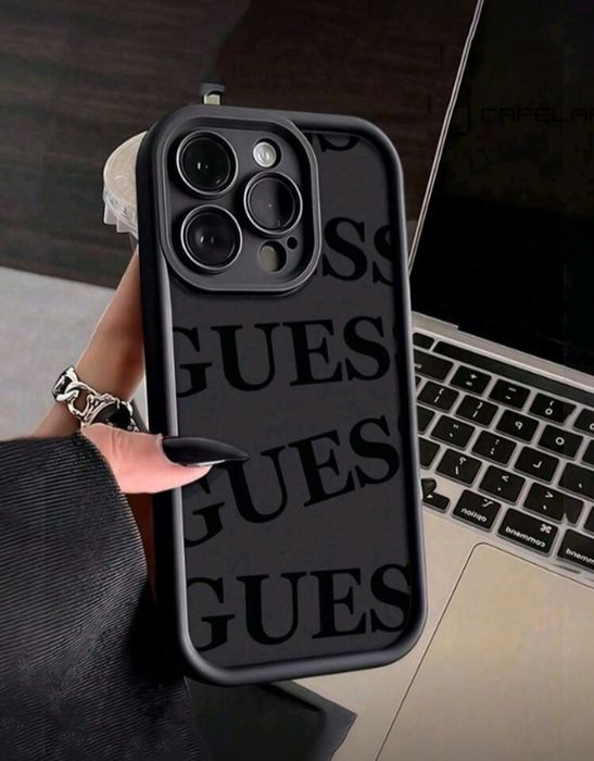 Carcase de telefoane.