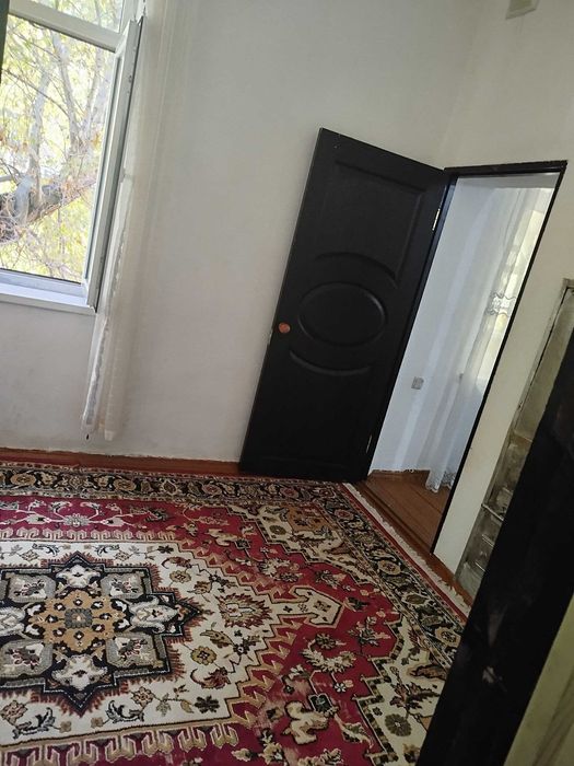 Продажа 1 комнатной квартиры на Навои на против 9 школы