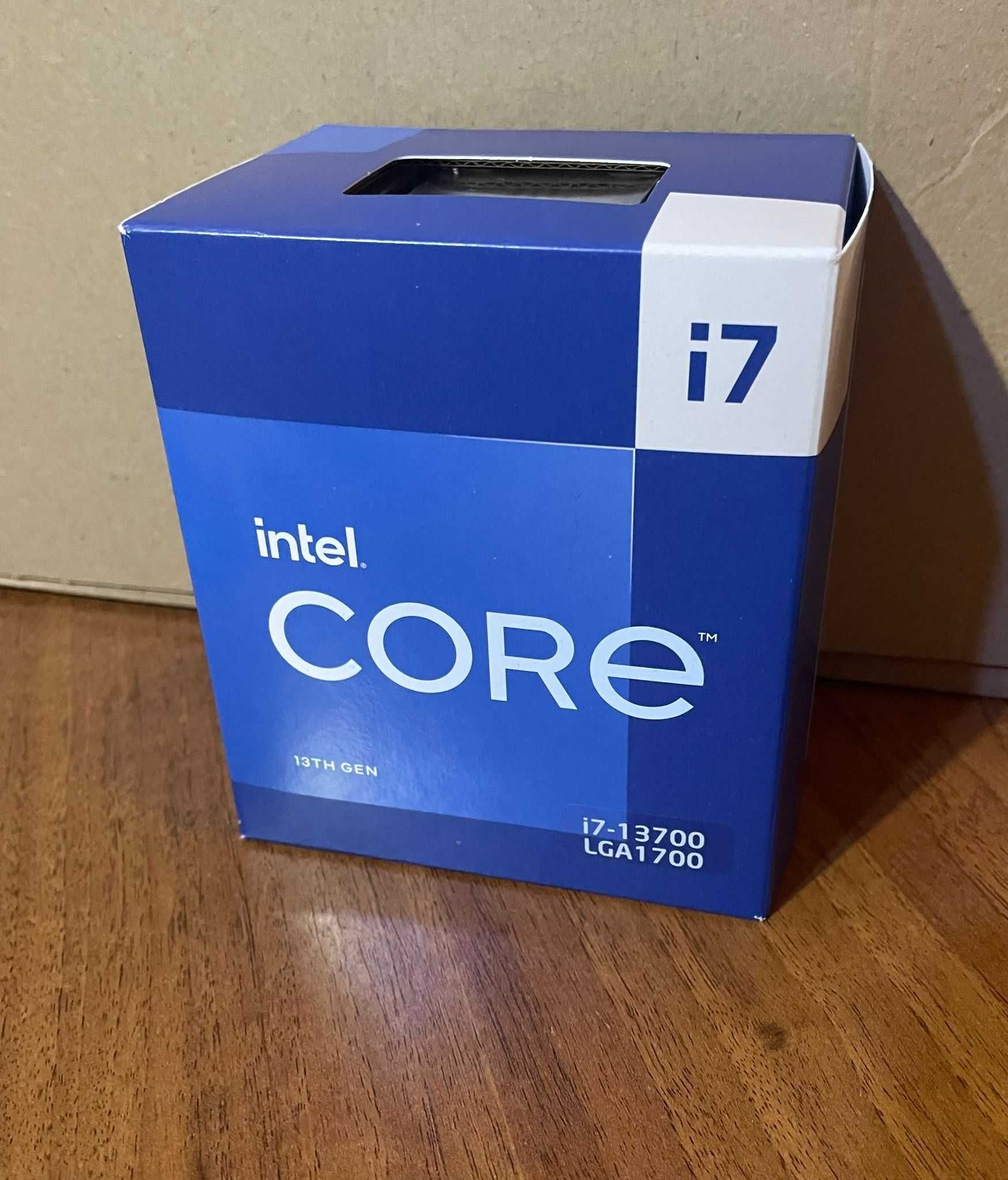 Procesor Intel Core i7-13700, 2.1GHz/5.2GHz, Socket 1700 -garantie
