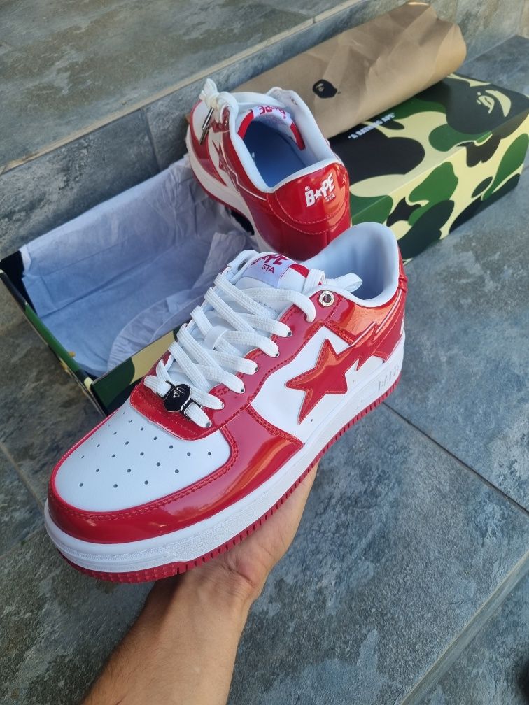 Bapesta red and white noi