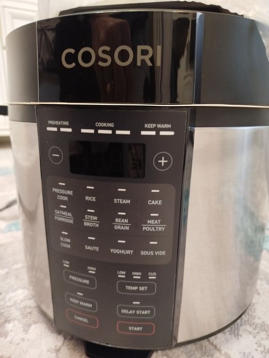 Pressure cookeer COSORI 5,7litri