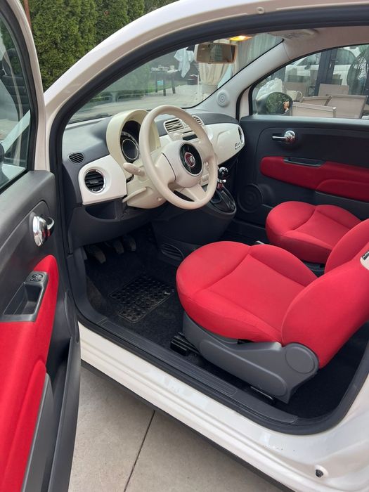 Vând Fiat 500 an 2012
