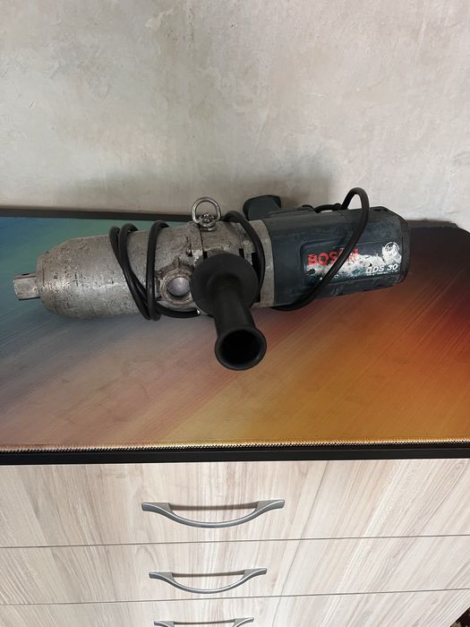 Удaрен гaйковерт BOSCH GDS 30