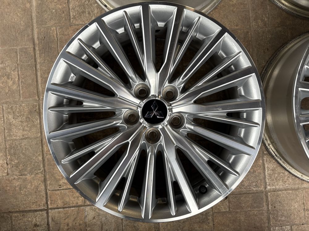 Оригинални джанти Mitsubishi 18" 5х114.3