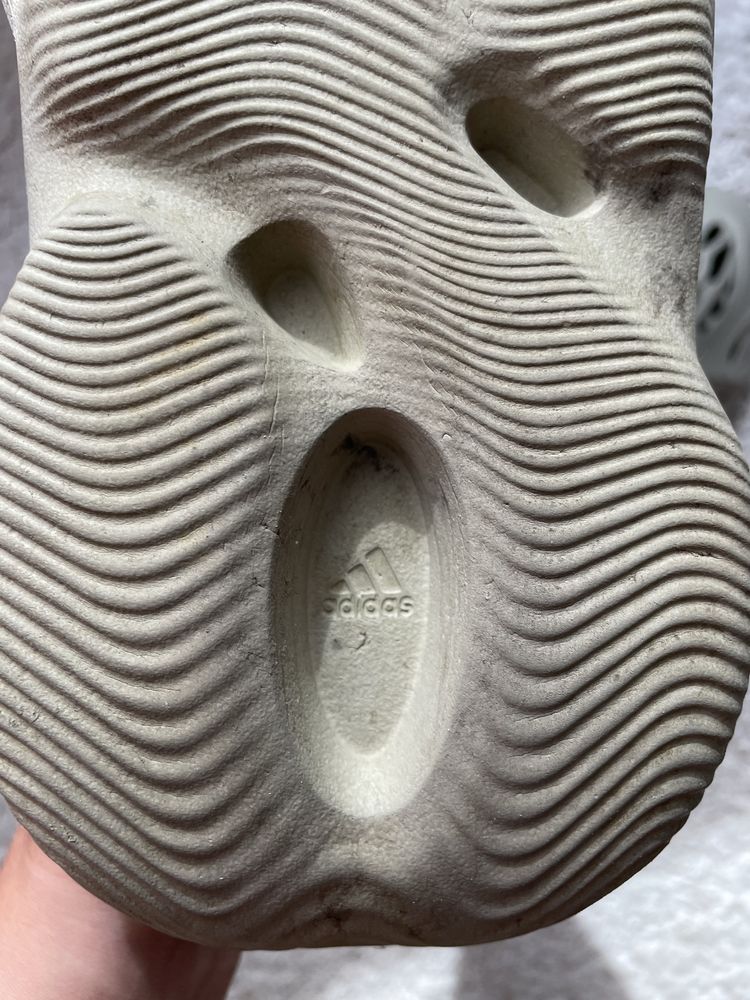 Yeezy foam runner stone salt