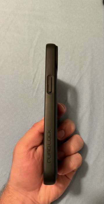 Husa Quad Lock Mag Safe - Iphone 13