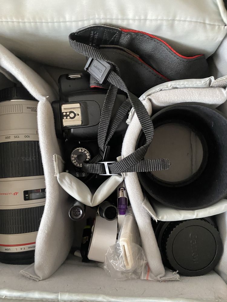 Canon  eos  550D plus lentile