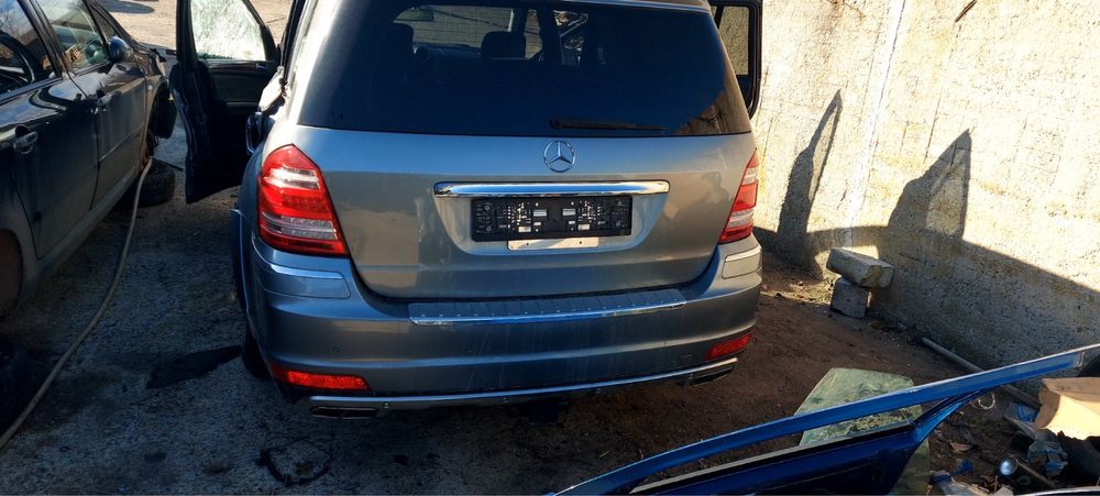 На части :Mercedes Gl 2011 facelift AMG пакет