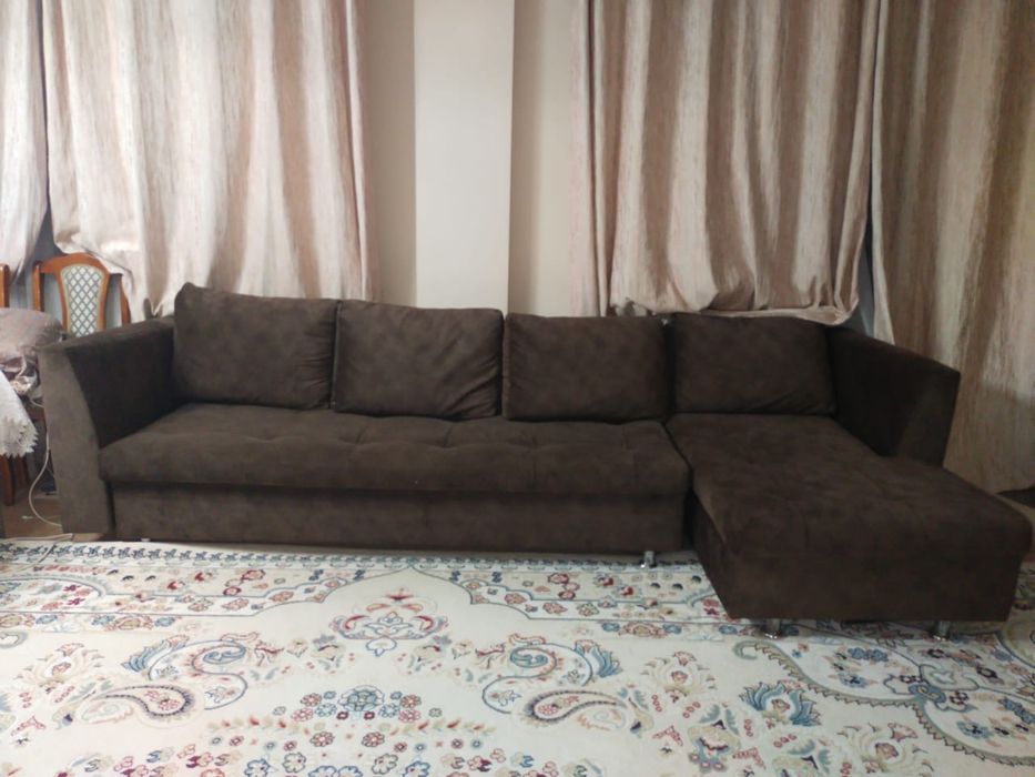 Диван угловой срочно