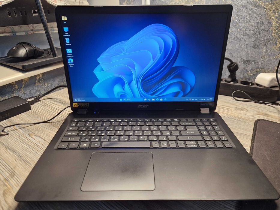 Ноутбук Corei5 Acer Extensa 215-51k