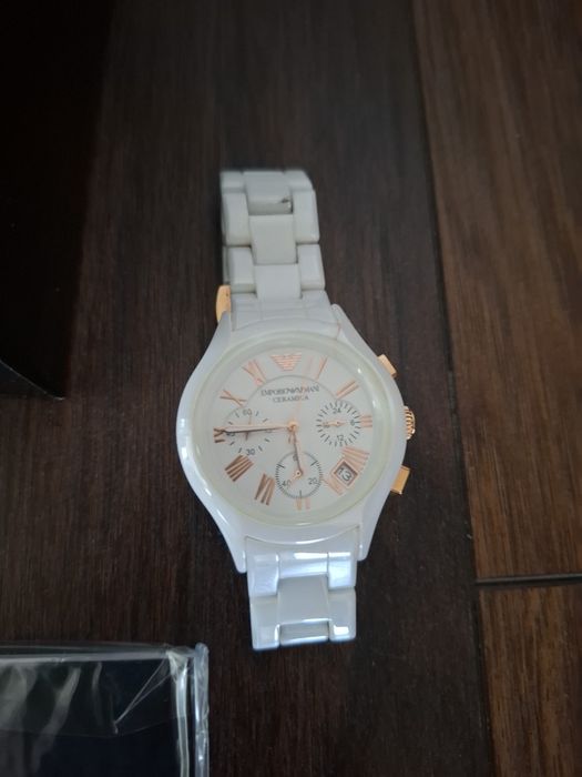 Ceas Armani din ceramica alba