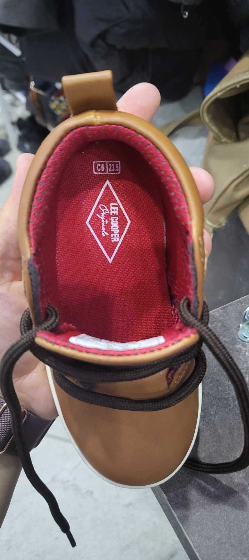 Обувки Lee cooper