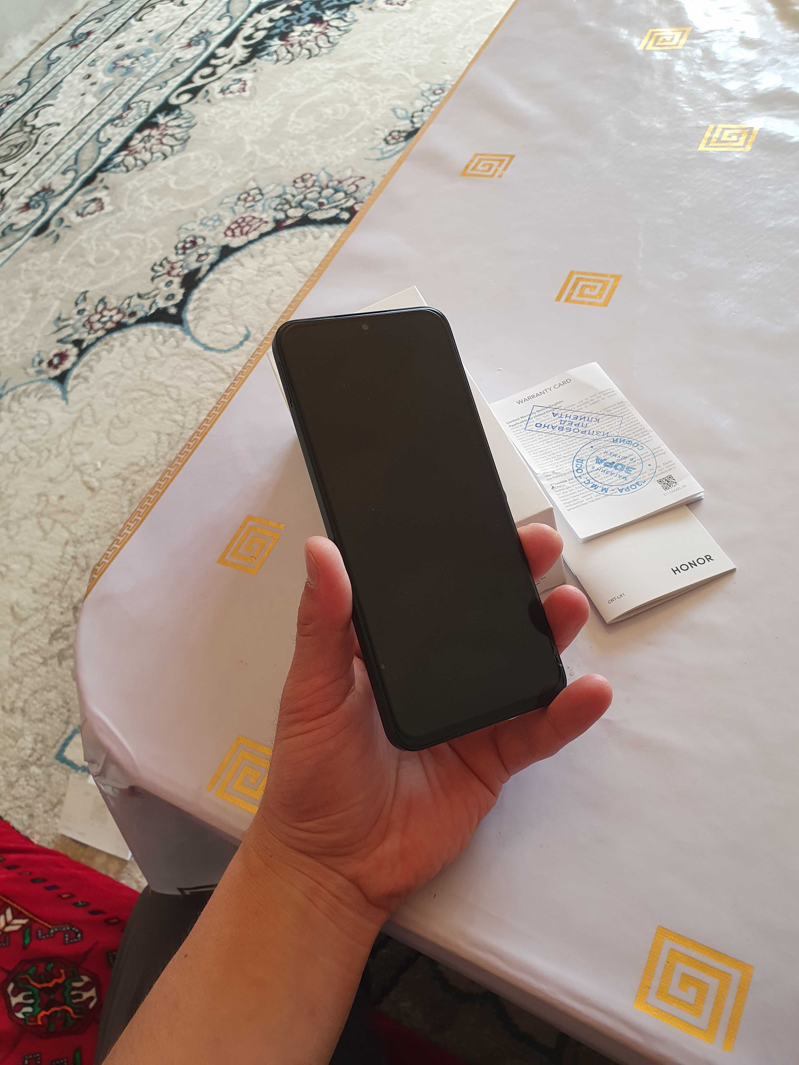 Deyarli yangi telefon Honor X8a