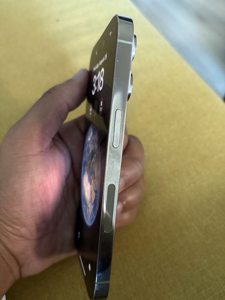 Iphone 14 pro Gold