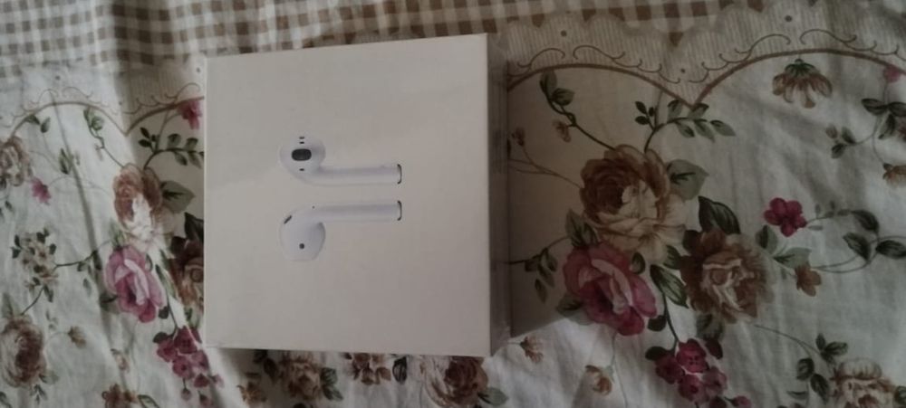 Продам наушники Airpods 2