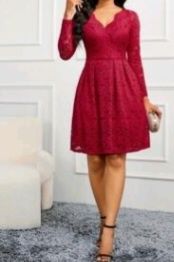 Rochie din dantelă roșie