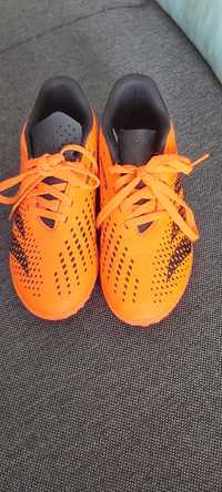 Crampoane fotbal Adidas Pedator