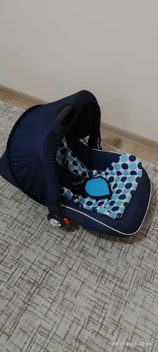 Бебешки стол за кола