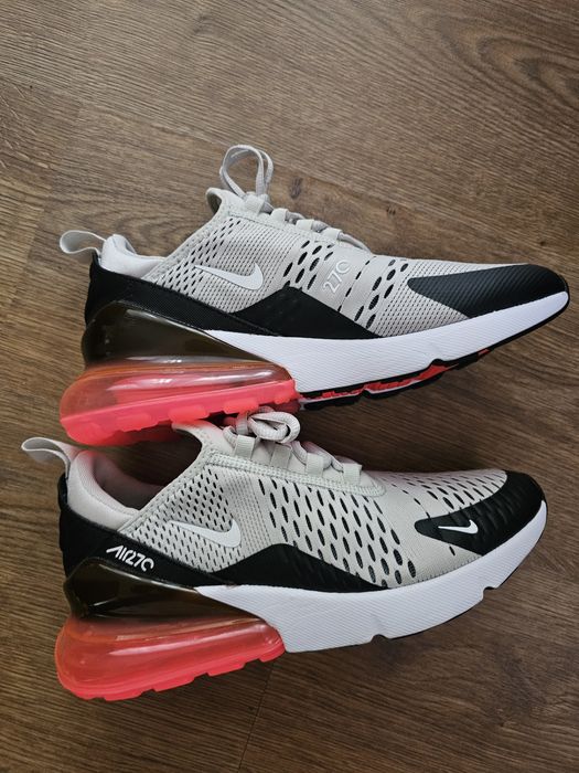 Маратонки Nike Air Max 270