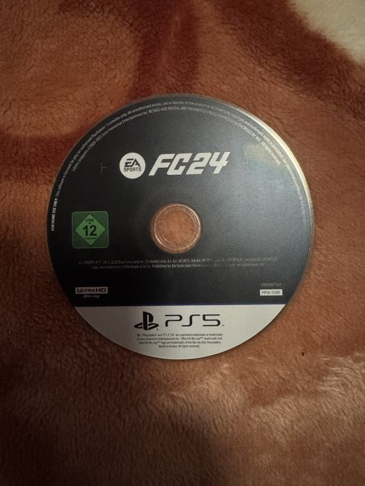 Playstation 5 Disk Edition 700GB cu FC24