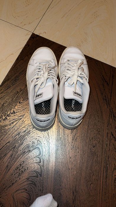 Бели кецове Addidas