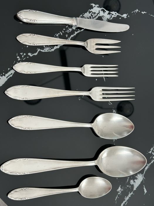 Set de tacâmuri din argint