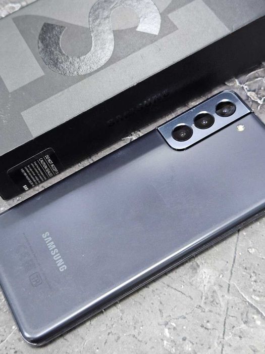 Samsung Galaxy S21. 128 Gb (г. Астана ул. Женис 24)Лот 687670