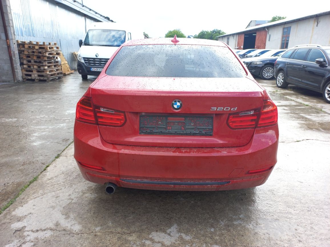 Bara spate bmw f30