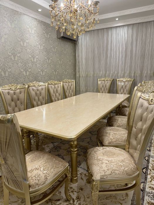 Stol stullar mehmonxona va zal uchun