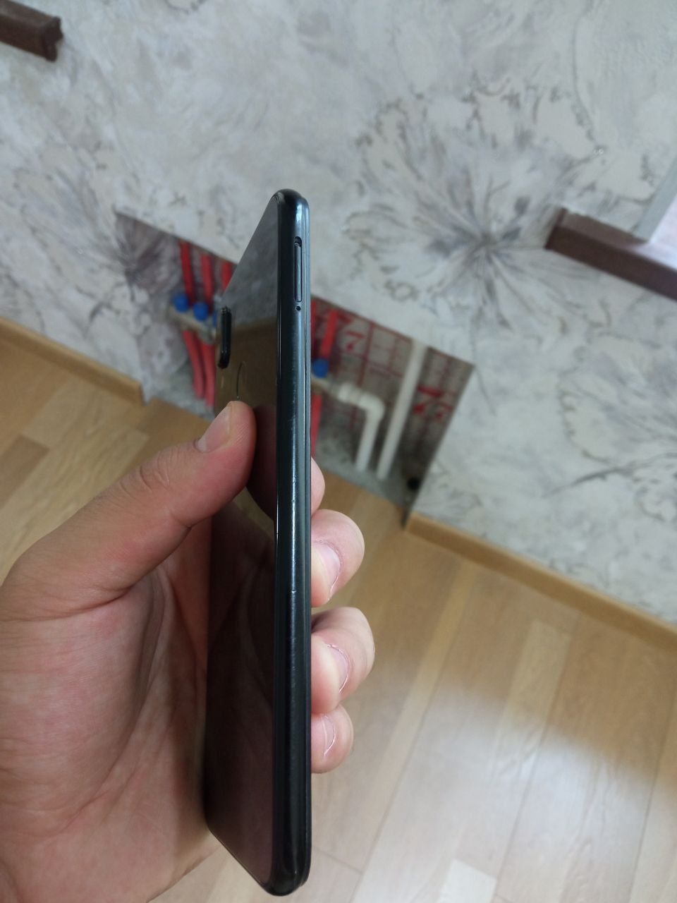 Продаётся Redmi note 7 4/64 Gb