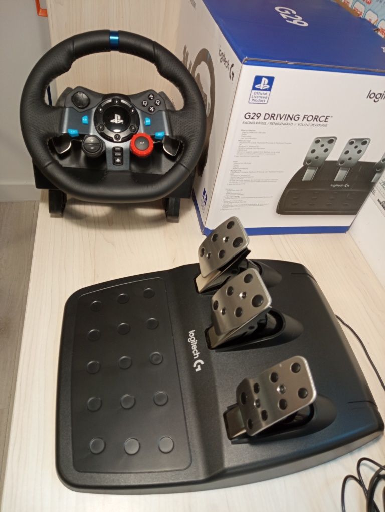 Volan gaming Logitech G29 Ps5,4,3 PC garanție 19 luni