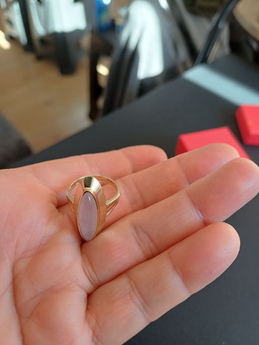 Inel de aur galben de 8k nou