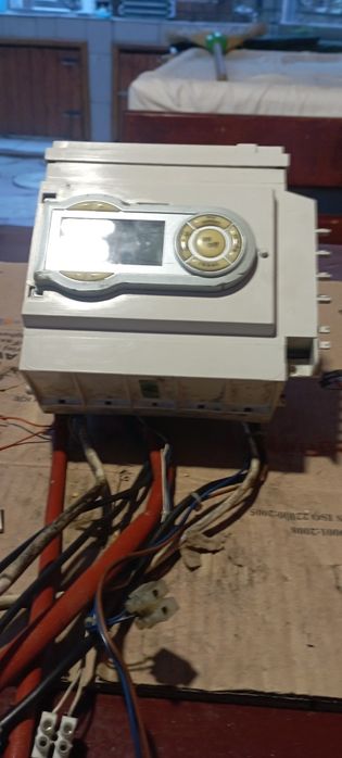 Vând piese centrala divaatop f32