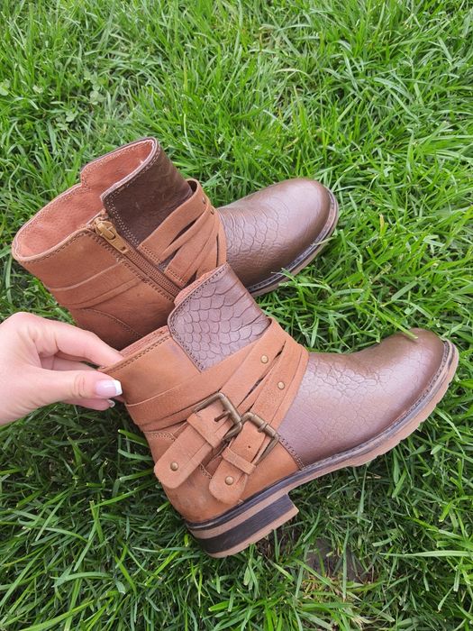 Детски боти в отлично състояние