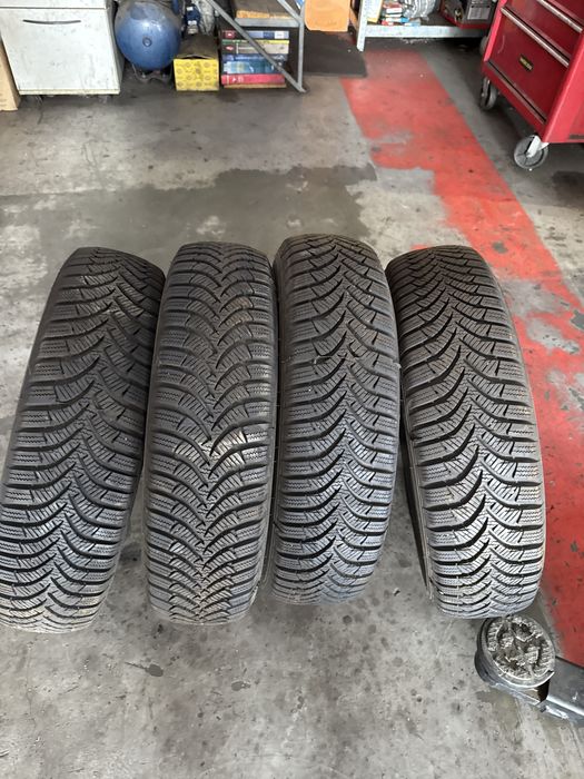 De vinzare set anvelope iarna 175/80R14