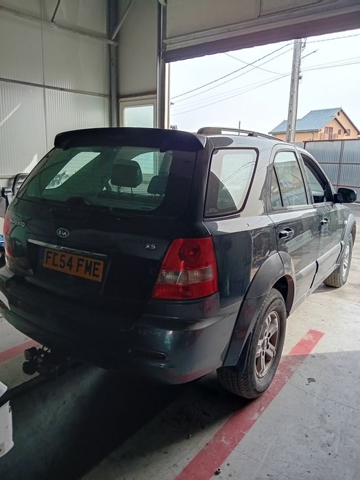 Capota bara fata kia sorento 2.4