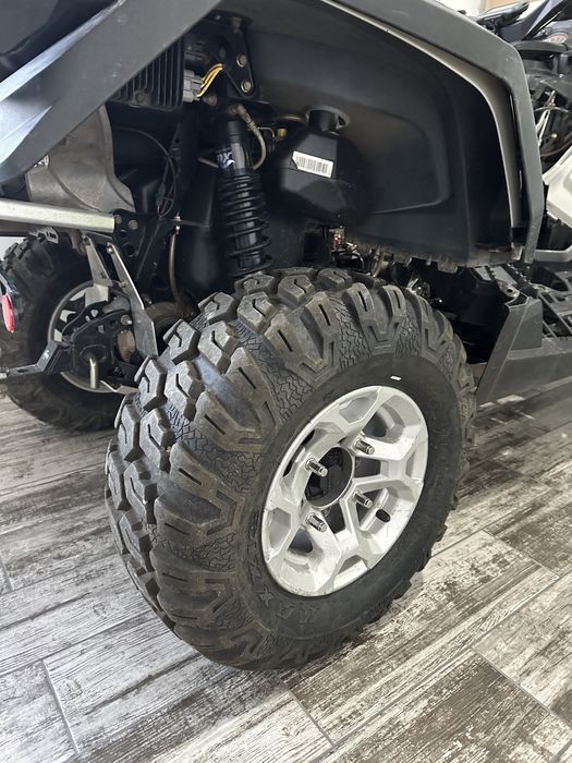Vând/Schimb jante can am si Avelope ATV Maxxis Ceros