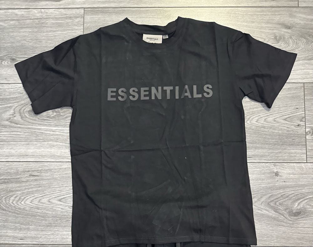 OFERTA VARA / 2 tricouri tricouri essentials fear of god