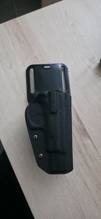 Кобур за пистолет  ЧЗ 75 с държач за пълнител