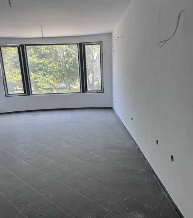 Продава се Едностаен апартамент в Бургас, Възраждане - 48 кв.м за 1457 €/кв.м - Снимка #1