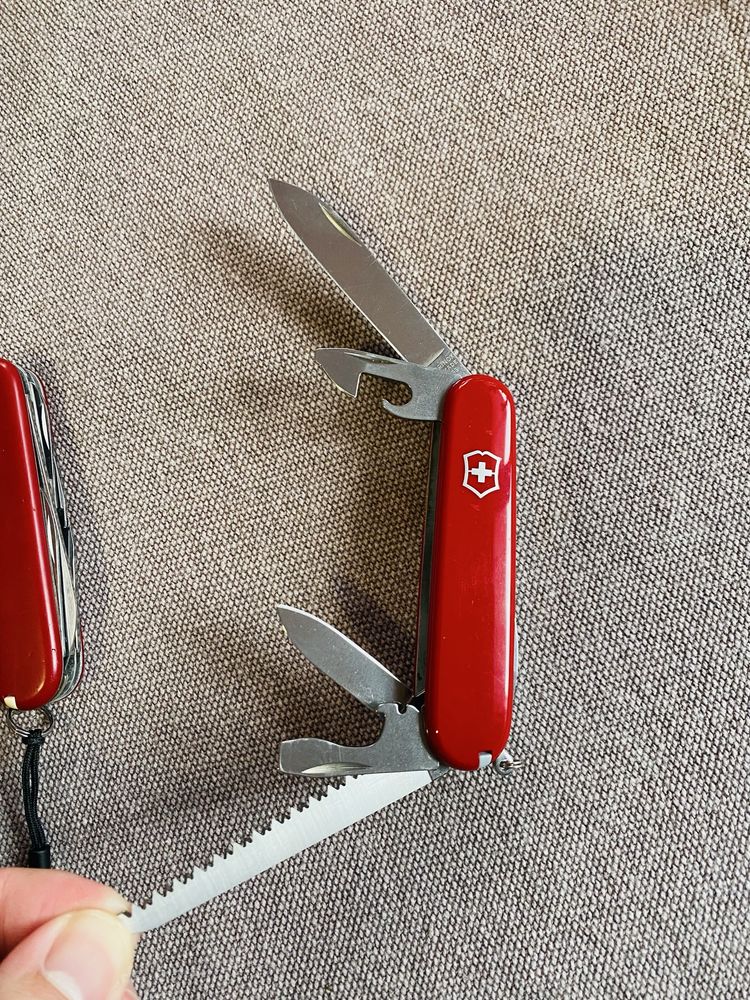 Ножчета Victorinox , швейцарско джобно ножче