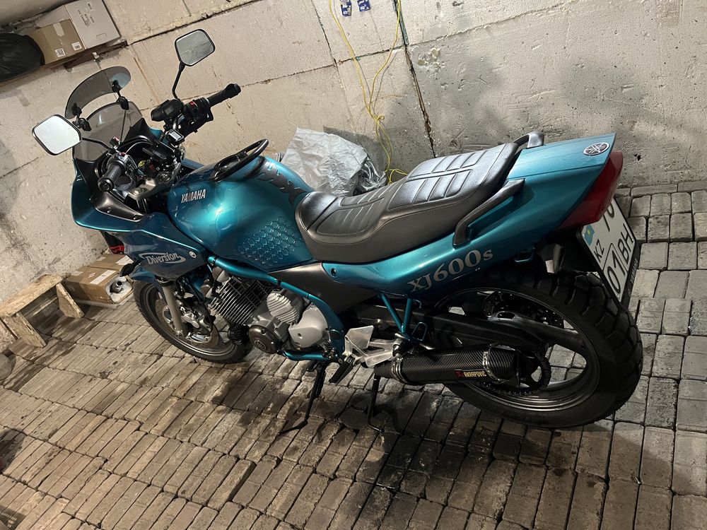 Продам полностью обслуженный мотоцикл Yamaha XJ600S Diversion 1997г.в