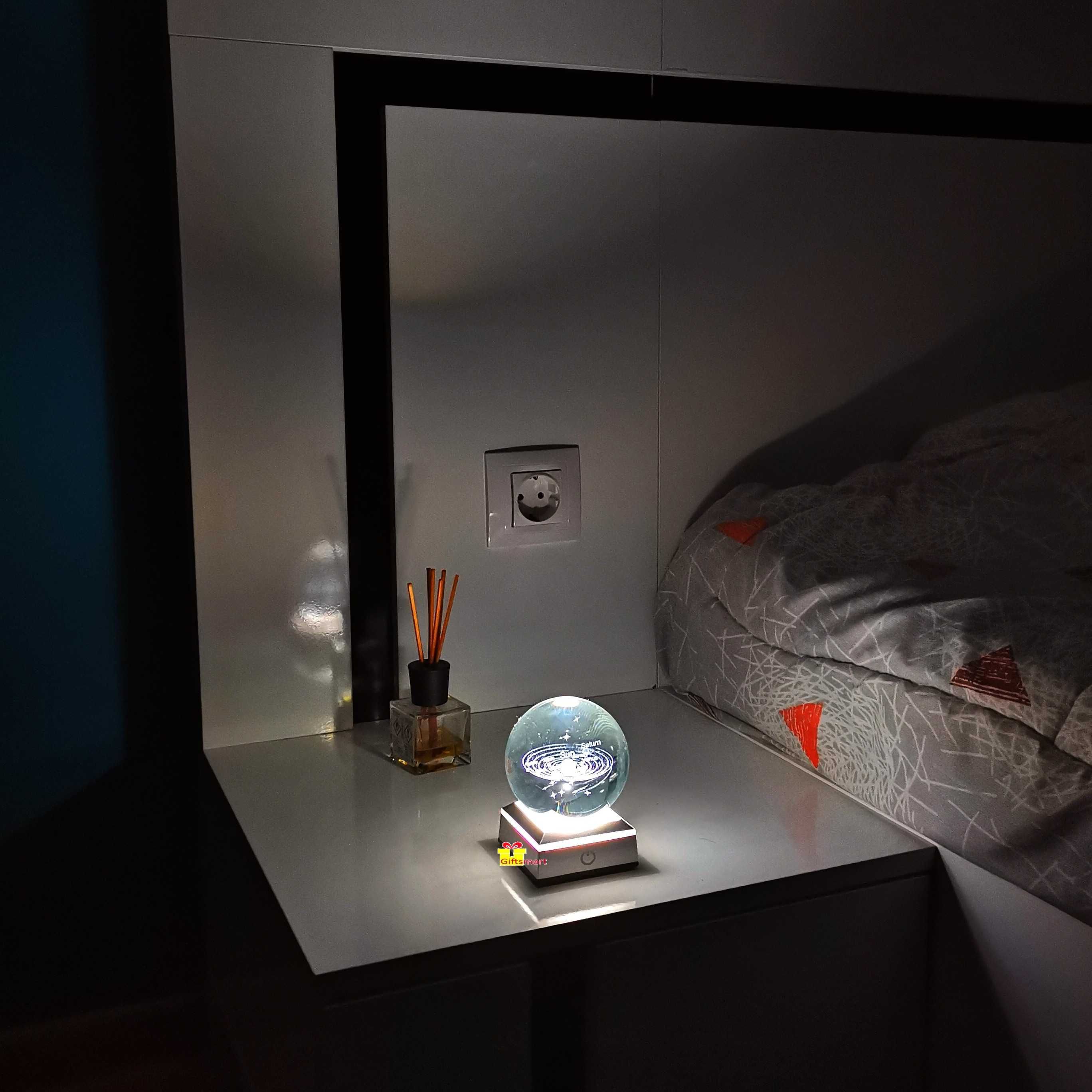 Слънчева система – 3D кристална сфера. LED осветление. Стилен подарък.