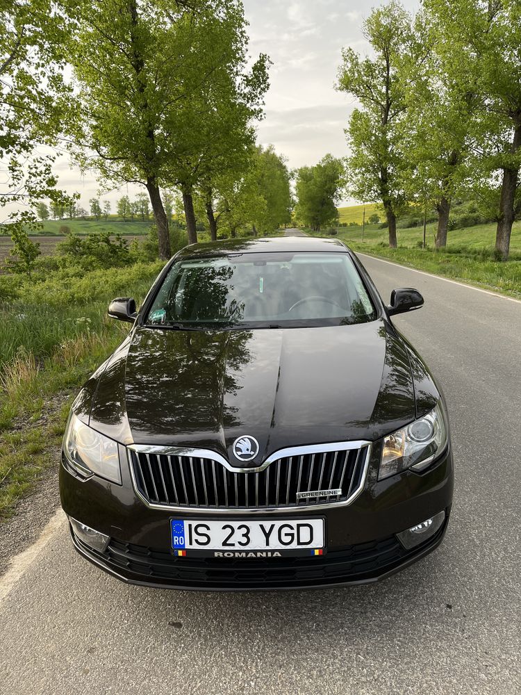 Vând Skoda Superb Greenline 1.6 TDI