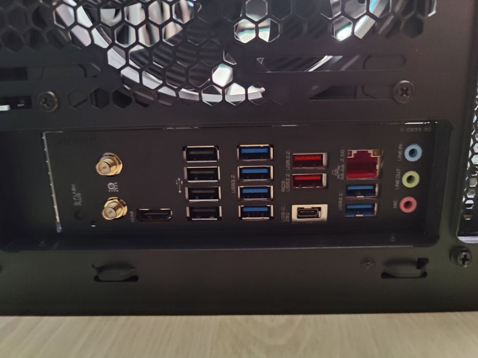 Дънна платка AM5 Gigabyte AORUS ELITE AX X670