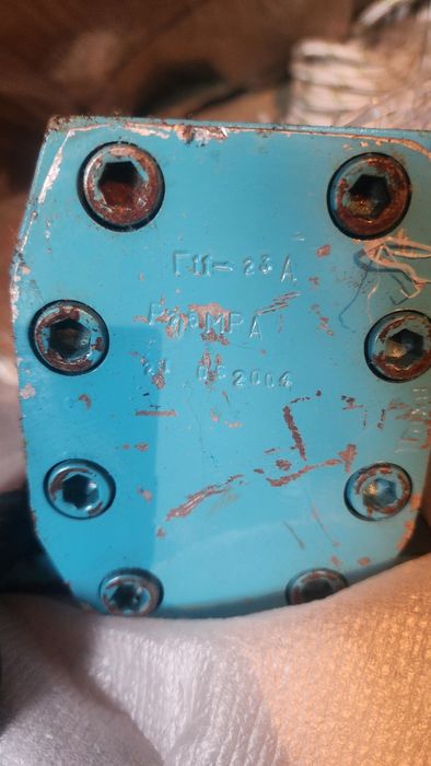 Насос масляный Г11-23А